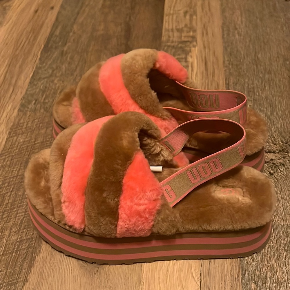 Brand new ugg platform slippers